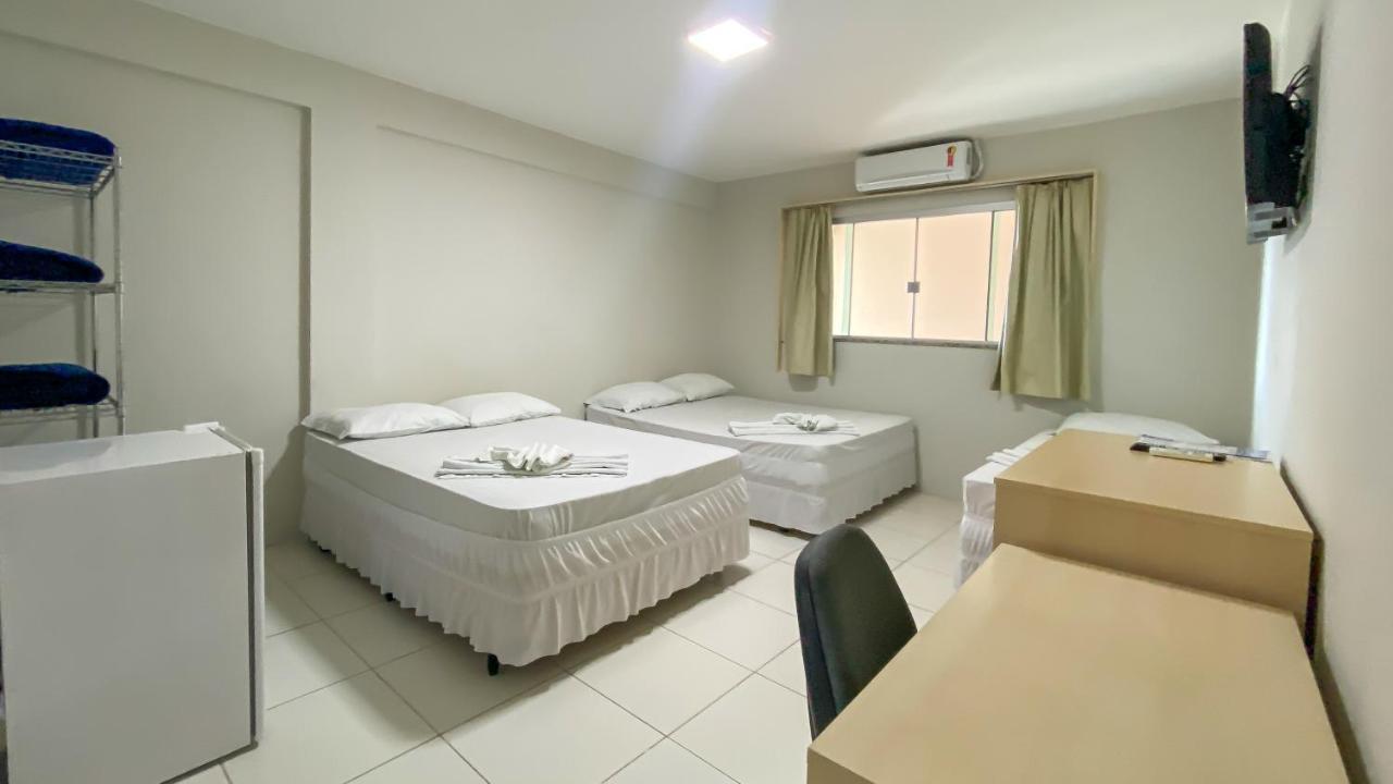 Center Plaza Hotel Cristalina Exterior photo